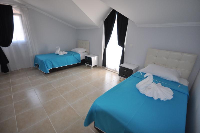 Manolya Apart Hotel Fethiye Exteriör bild